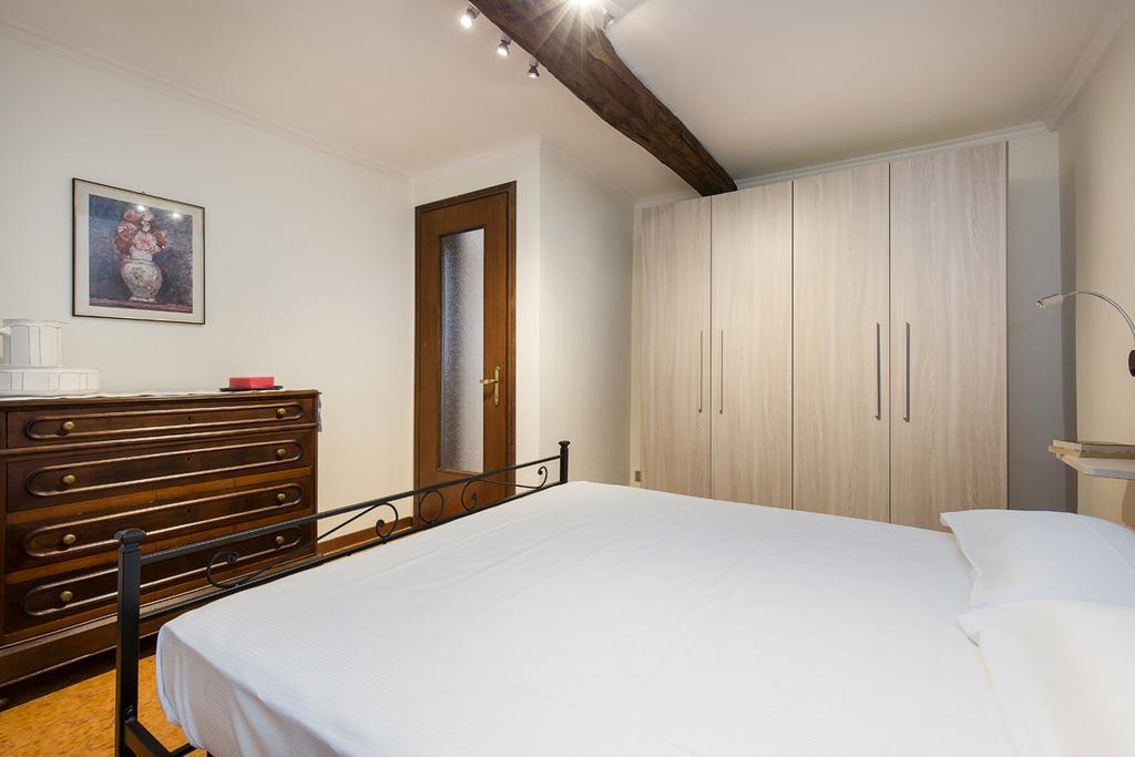Casa Nico Magognino - Wifi Apartment สเตรซา ภายนอก รูปภาพ
