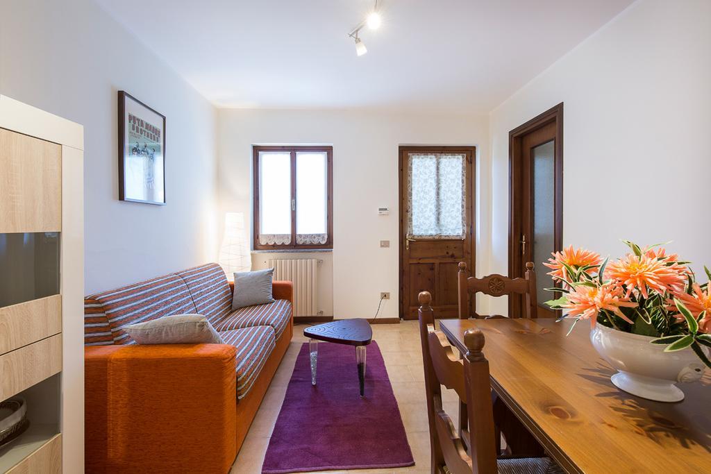 Casa Nico Magognino - Wifi Apartment สเตรซา ภายนอก รูปภาพ